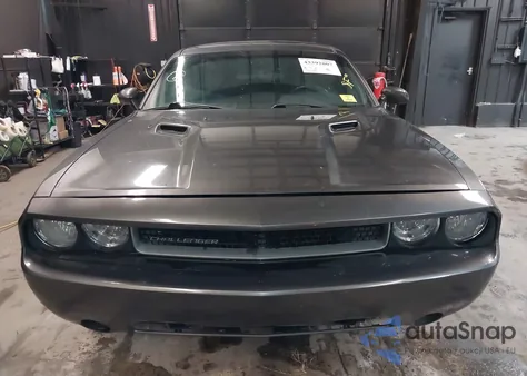 2013 Dodge Challenger Sxt z USA, uszkodzony, nr VIN 2C3CDYAG5DH593050